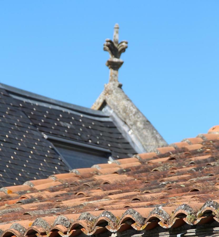 Une Chambre En Ville Saintes Exterior photo